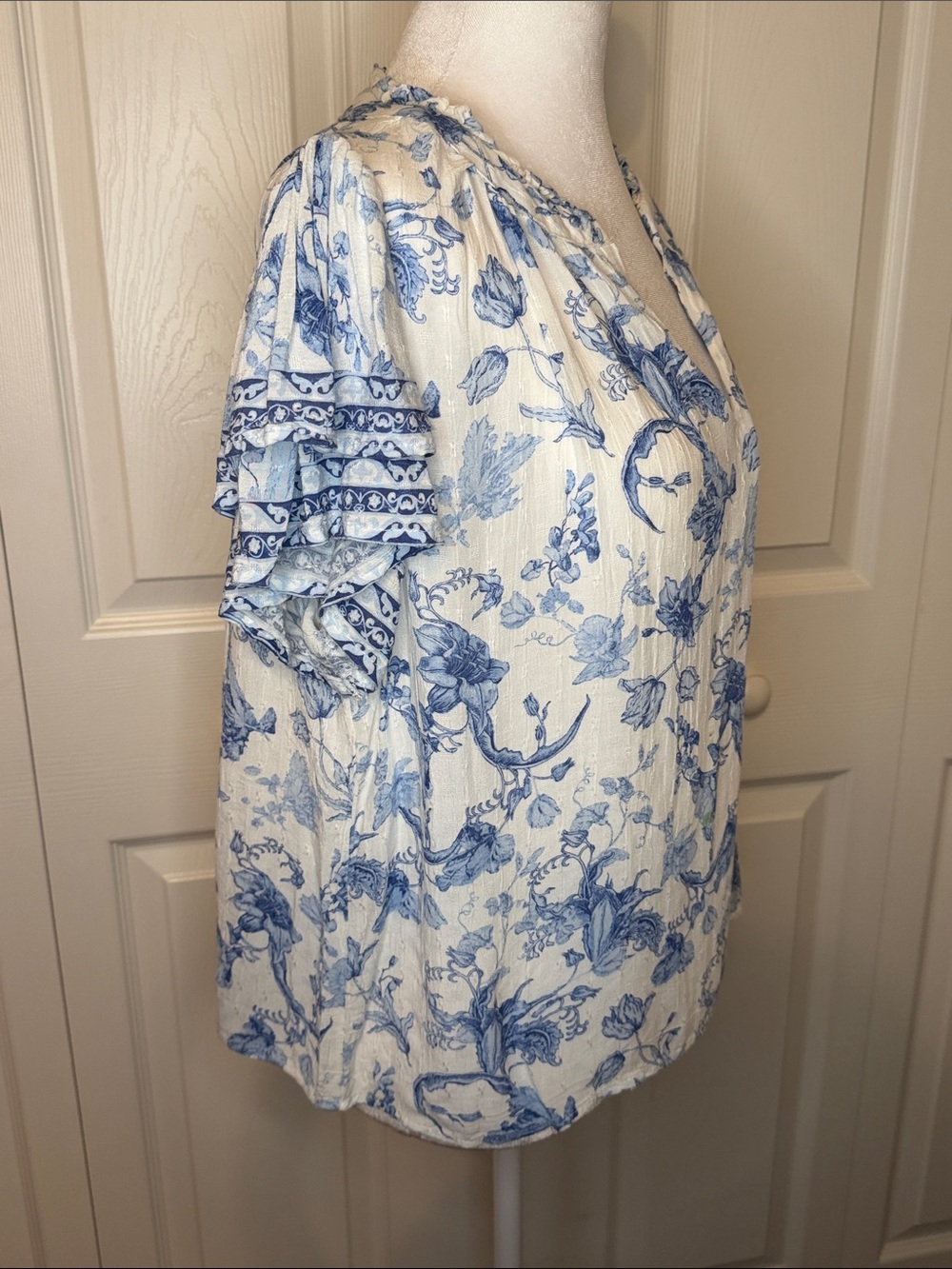 Laura Ashley Blue Floral V-Neck Flutter Sleeve Blouse - Picture 2 of 5